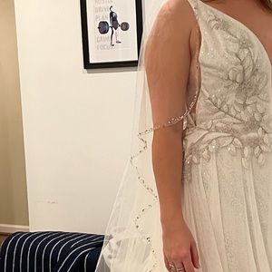 WEDDING VEIL - cathedral length